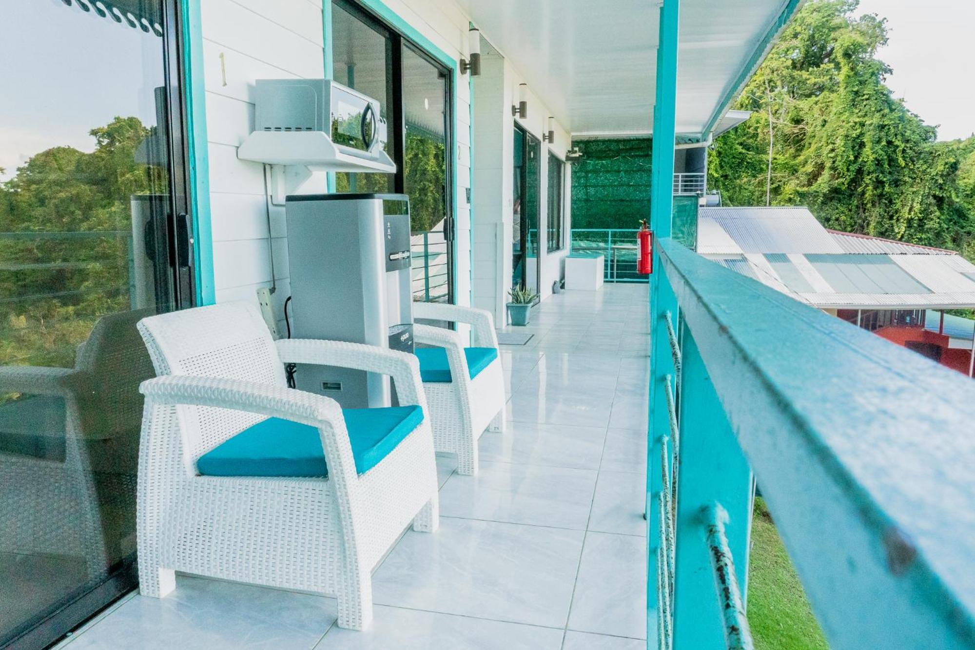 Ocean'S Breeze Apartment And Rooms Puerto Viejo de Talamanca Екстер'єр фото